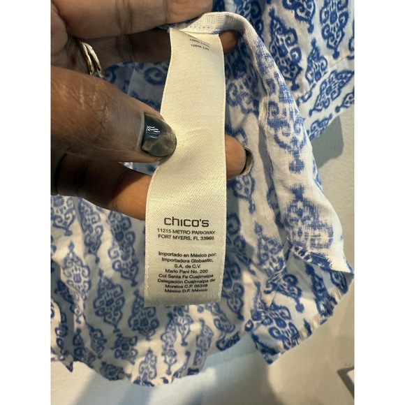 Chico's No Iron 100% Linen Button Down Blouse Size 3 (14/16) Blue Ikat Work Chic - Picture 5 of 10